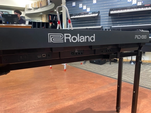 Roland RD-88 Stage Piano 4